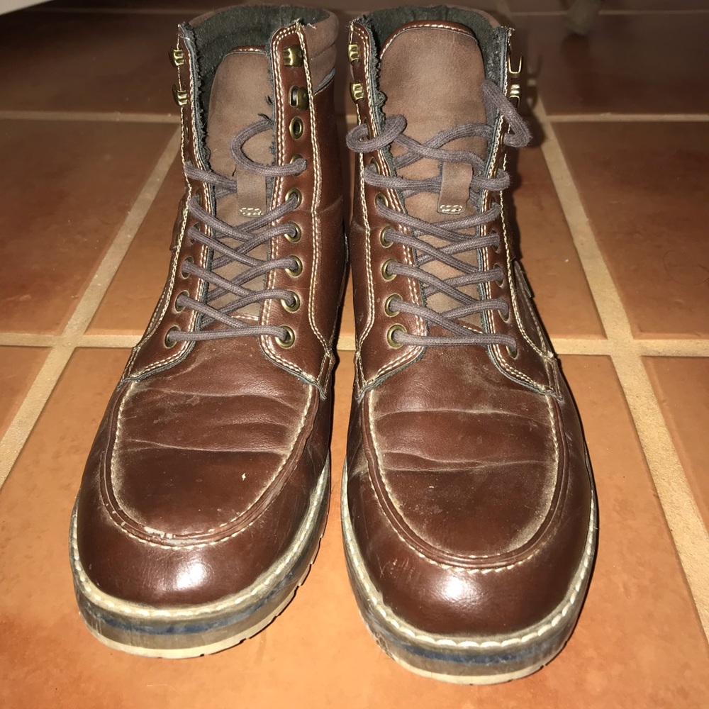 Stylish men’s winter boot